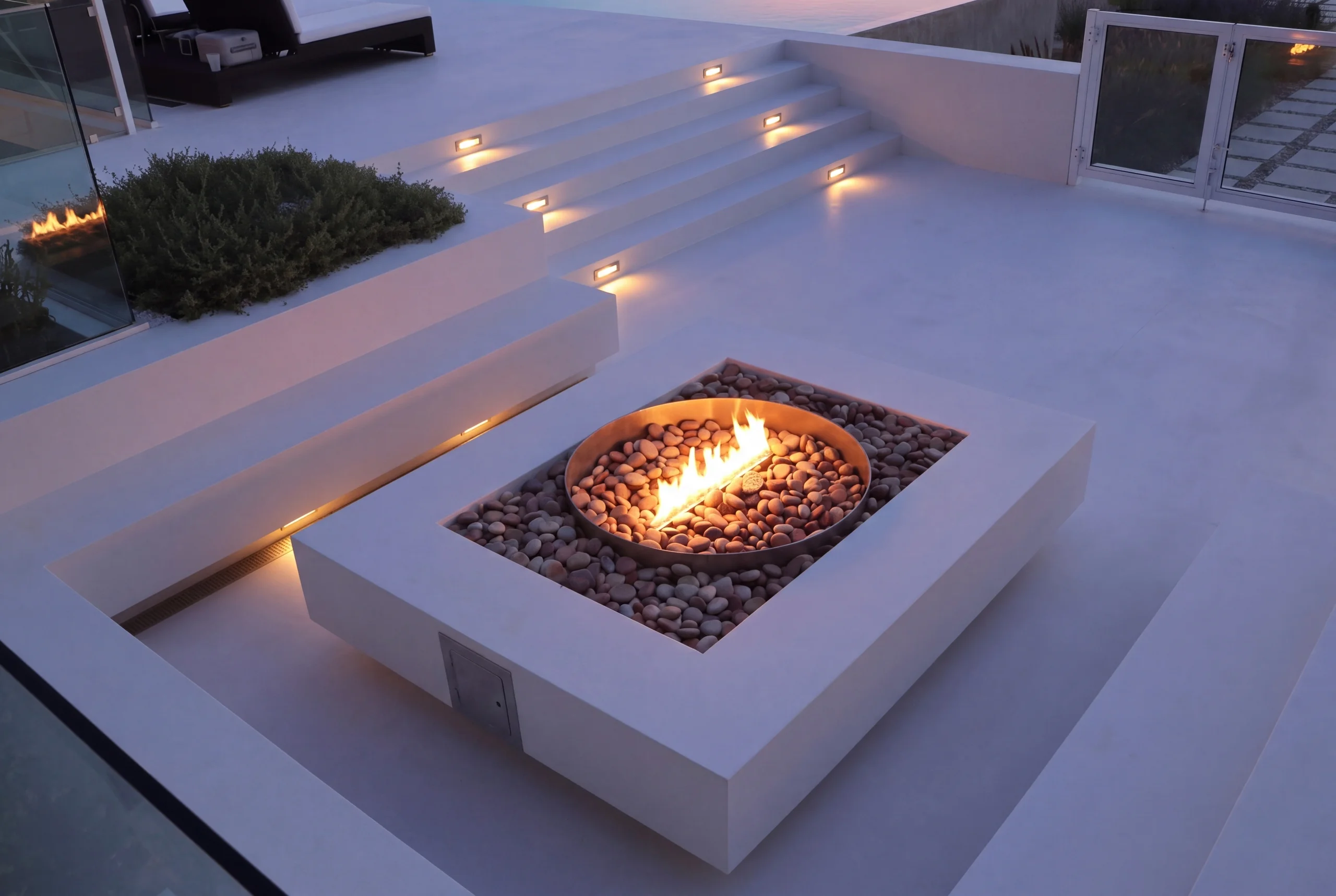 nano-outdoor-firepit-night